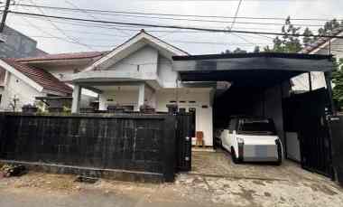 Lahan Selega ini di Pondok Pucung Rumah Lt 237m Lb 200m