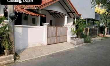 Dijual Full Furnished Rumah Bagus dalam Komplek Strategis di Cilodong