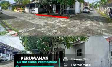 Rumah Hook Minimalis dalam Perumahan Utara Candi Prambanan