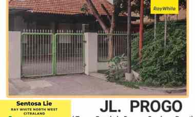 dijual rumah progo