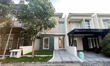 Rumah Dijual di Puri indah ketintang