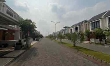 Rumah 2 Lantai di Puri Safira Grand Shanaya, Menganti Gresik, dekat To