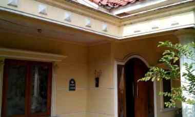 Rumah 1,5 Lantai Bagus dan Terawat, Siap Huni di Puri Surya Jaya