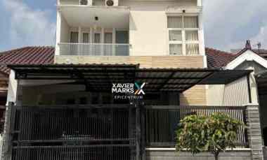 Rumah 2 Lantai Siap Huni di Purimas Rungkut dekat Kampus UPN