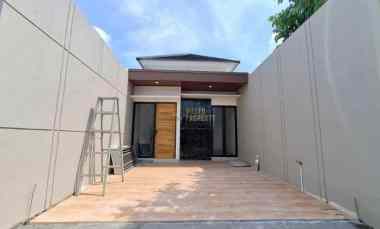 Rumah Siap Huni 4 Kamar Tidur, dekat Candi Sambisari Kalasan