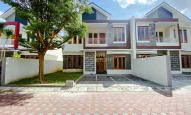Rumah 2 Lantai, Siap Huni dekat Bandara Adi Sutjipto di Kalasan
