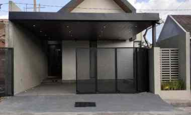 Dijual Rumah Mewah Full Furnished di Purwomartani Kalasan Sleman
