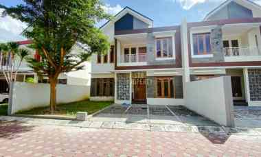 Rumah 2 Lantai Siap Huni dekat Rs Hermina Sleman di Kalasan