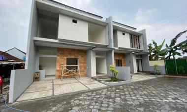 dijual rumah purwomartani sleman