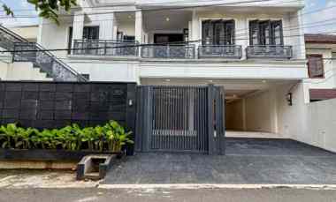 Rumah Dijual di Radio Dalam