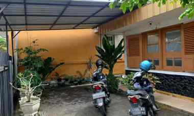 dijual rumah rampal celaket