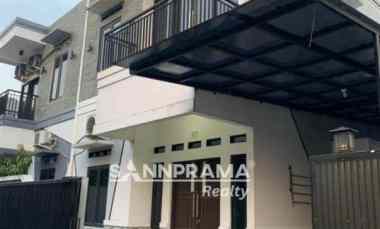 Rumah Semi Furnished di Belakang Mesjid Kubah Mas Depok -rn