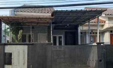 Over Kredit Rumah dekat Tol Sawangan di Pancoran Mas Depok