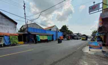 Rumah Dijual di Raya Babat
