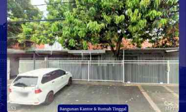 Rumah Dijual di Raya Darmo