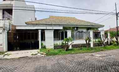 Rumah Dijual di Raya Darmo Harapan