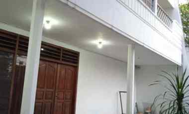 Rumah Nol Jalan Raya 3 Lantai di Raya Dukuh Kupang Barat