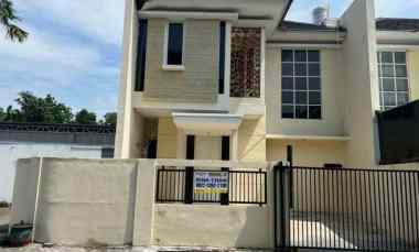 Rumah Minimalis Siap Huni One Gate System Regency One Wonorejo Merr
