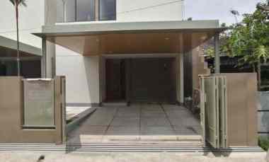 Rumah Baru Tanah LUAS Gaya Industrial Tropis di Riung Bandung