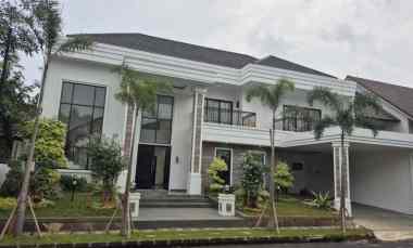 Rumah Brand New American Classic Design di Riverpark Bintaro Jaya
