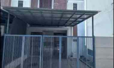 dijual rumah royal paka residence