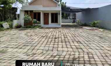 Jual Cepat Rumah Baru Cantik di Sleman Timur 2,5 km Rsud Prambana