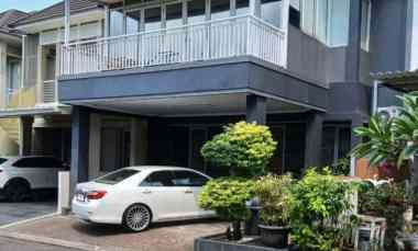 Rumah Kota Wisata Cluster West Covina 2 Lantai, LT 128 m2, Bagus