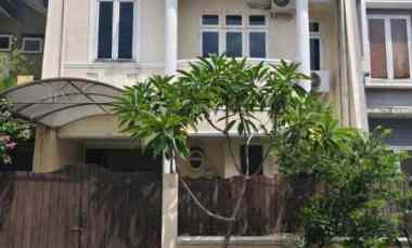Rumah Graha Indah Gayung Kebonsari Strategis One Gate System