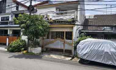 Rumah Pondok Kelapa 2 Lantai, LT 105 m2, Bagus, Jual Cepat Murah