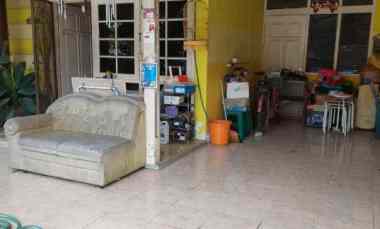 dijual rumah rungkut