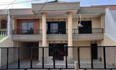 dijual rumah rungkut ha