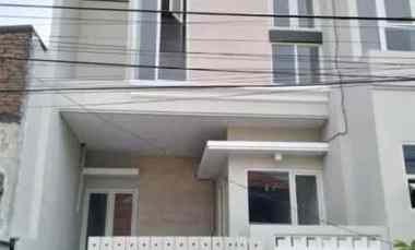 Rungkut Menanggal Baru Gress hanya 1M-an dekat UPN, Pondok Tjandra