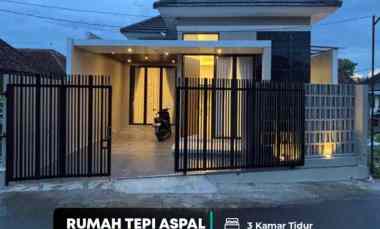 dijual rumah sambisari