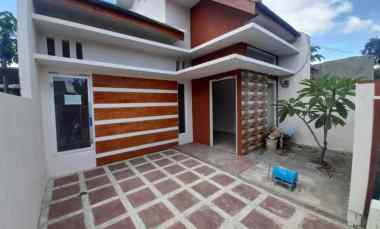 gambar dijual rumah saptorenggo