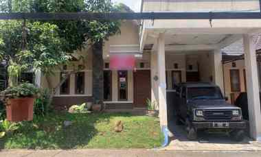 dijual rumah sariwangi