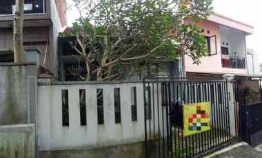 dijual rumah sariwangi