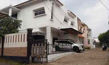 Rumah Dijual di Sariwangi