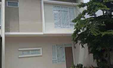 Rumah Sariwangi Regency Murah 10 menit Polban Ada 2 Carpot