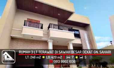 Rumah Megah Semi Furnished di Area Sawah Besar, Jakarta Pusat
