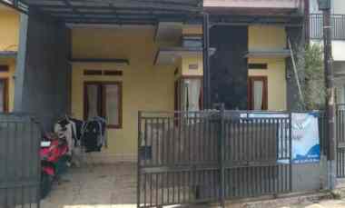 Rumah Dijual di Jl. Raya Pramuka Mampang Depok