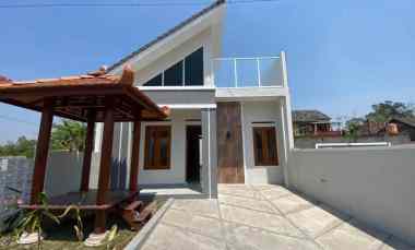 Rumah Dijual Nyaman Konsep Scandinavian Modern Lingkungan Asri