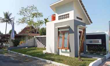 Rumah Modern dengan Rooftop Bisa Kpr di Selomartani, Kalasan