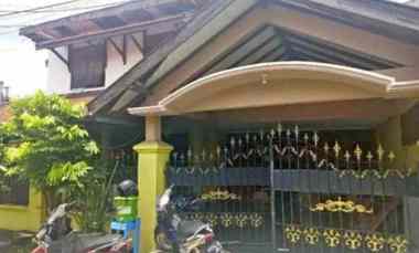 dijual rumah semampir tengah