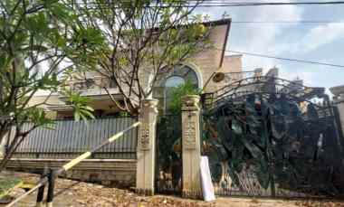 Rumah Mewah Dua Lantai Daerah Abdulrahman Saleh Semarang Barat