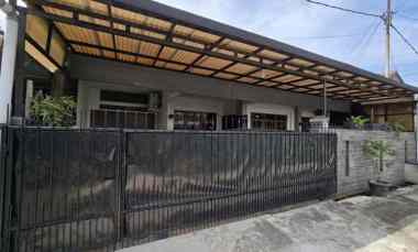 Dijual Rumah Semi Furnished Nyaman di Kopo Permai