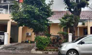 dijual rumah senayan