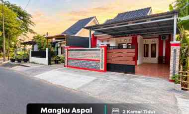 Rumah Mangku Aspal di Sendangtirto, Berbah Sleman 1,6 km ke Puskesm