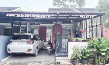 Rumah Dijual di Parung Panjang dekat Pasar Modern Sentraland