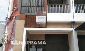 dijual rumah serua