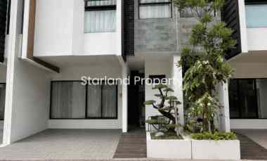 Rumah Konsep Scandinavian Modern Split Level di Serua Ciputat Tangsel